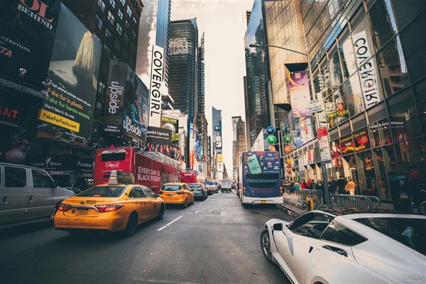 Effekten af billboards i det moderne reklamelandskab